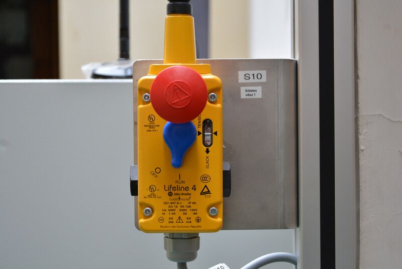 File:Rcc north pillar west cable emergency switch.jpg